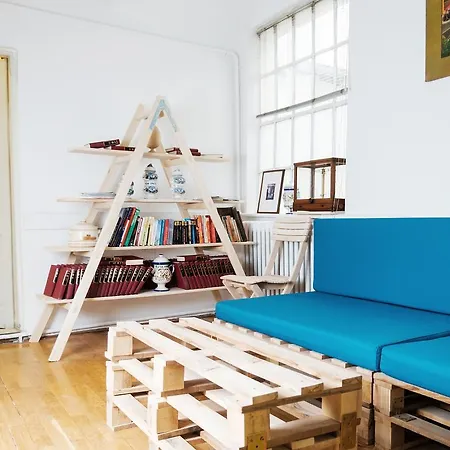 Hostel Jellostone Belgrade