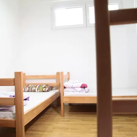 Jellostone Hostel Belgrade